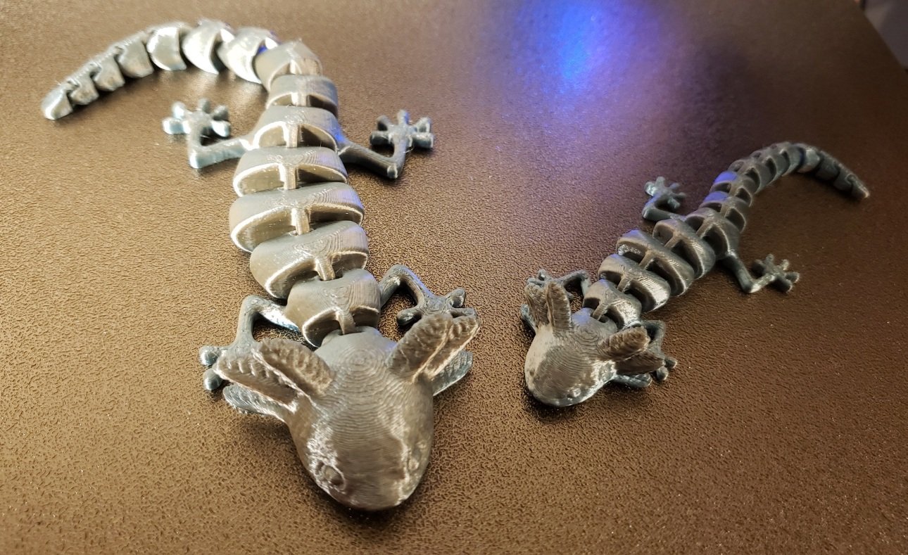 Ajolote Articulado Impreso en 3D – Flexible, Anti-Estrés y Coleccionable