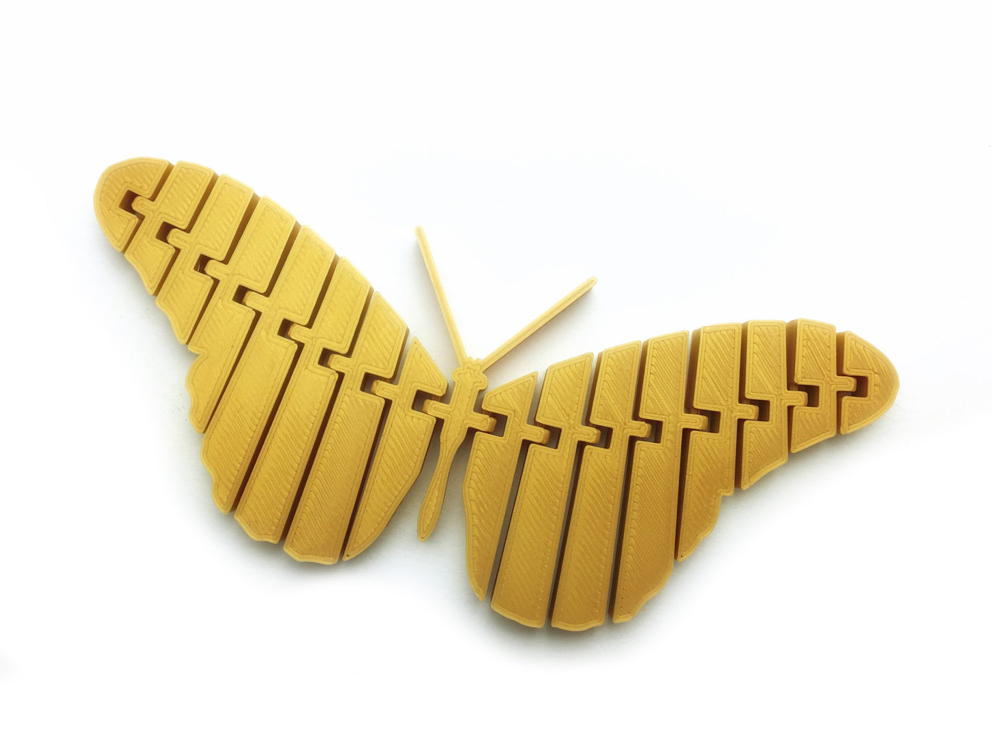Mariposa Articulada Impresa en 3D – Figura Flexible Decorativa y Anti Estrés